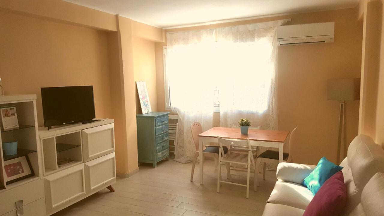 Apartamento Vialia 马拉加 外观 照片
